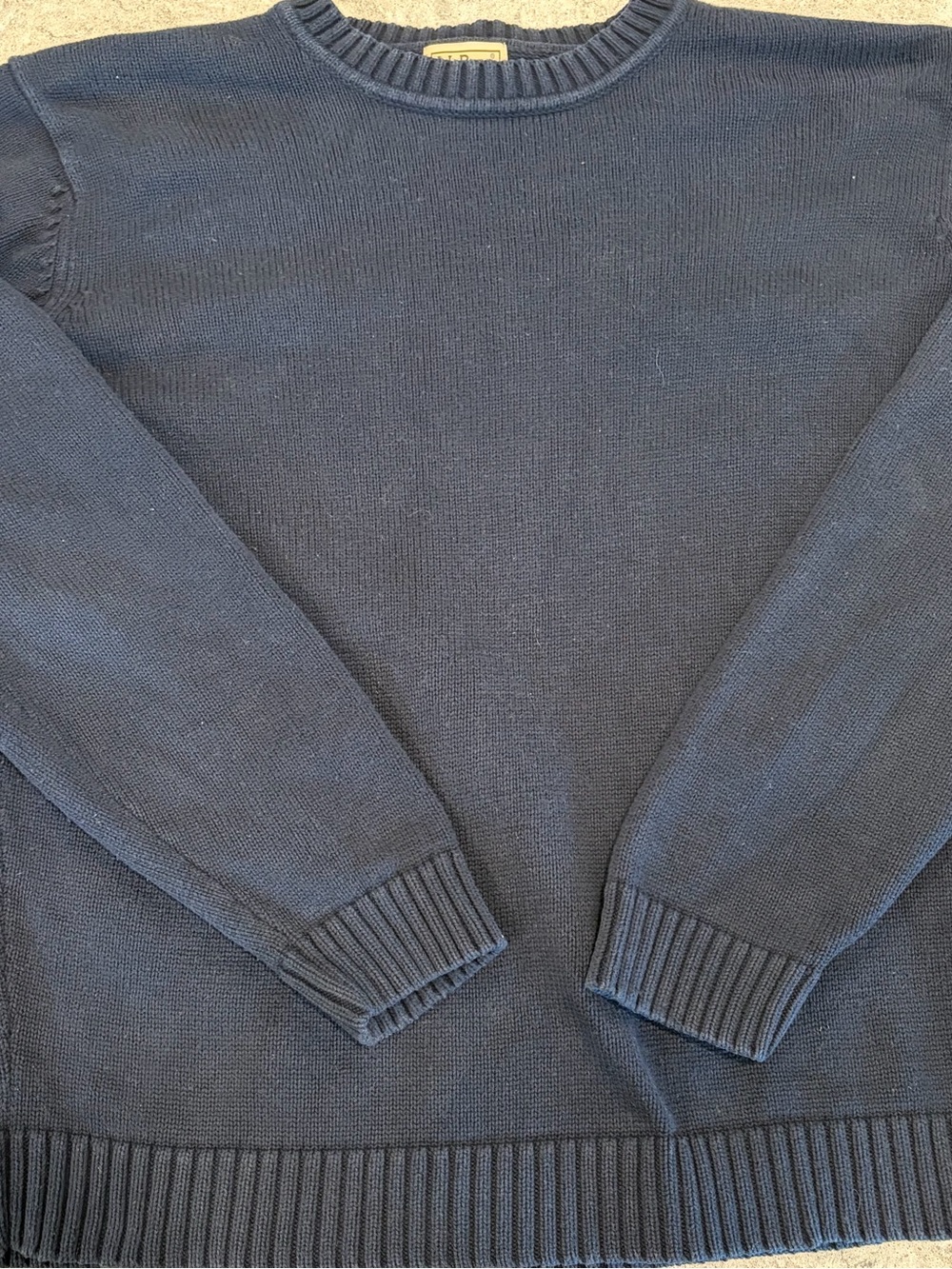 LL Bean Classic Navy Crewneck Sweater - Men-Medium